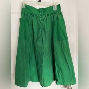 Heart of Haute Getaway Skirt in Emerald Green